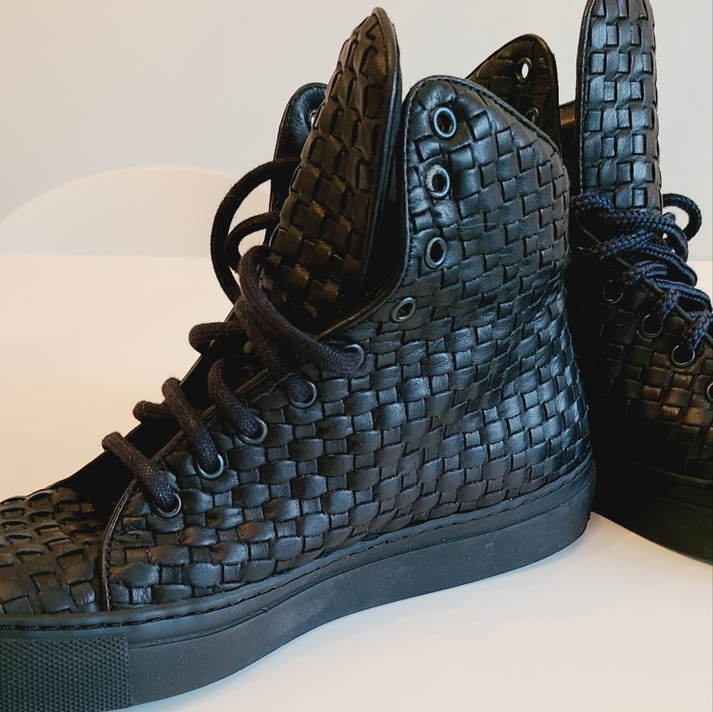 Woven High-Top Sneakers - Black
